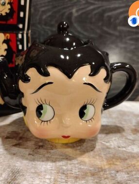 Betty Boop Ceramic  Mug Size Teapot